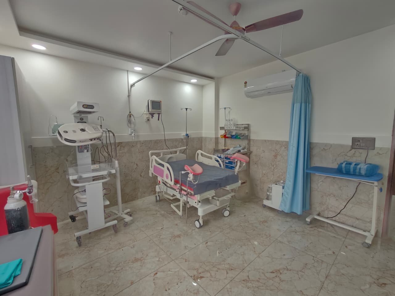 Labour room at Shivam Hospital